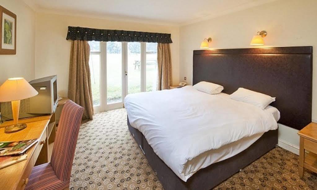 Ye Olde Talbot Hotel By Greene King Inns Вустер Экстерьер фото