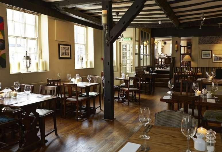 Ye Olde Talbot Hotel By Greene King Inns Вустер Экстерьер фото